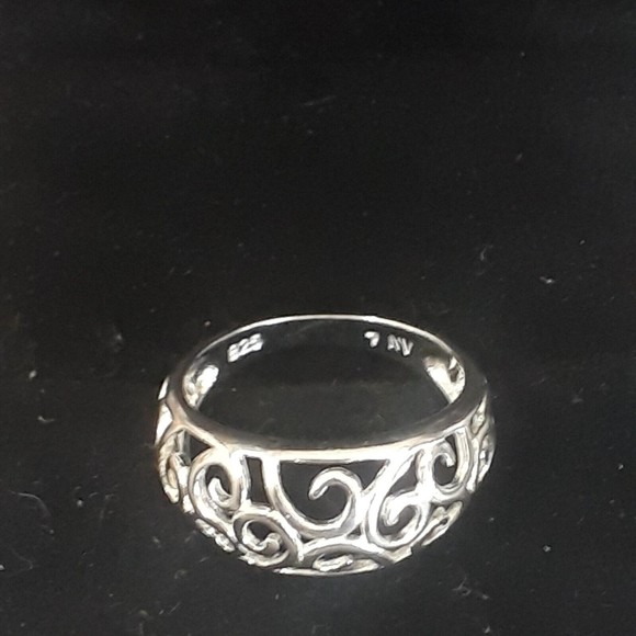 NEW Scroll Filigree Ring 3mm Wide Band Openwork Tapered Ring Size 7 2g - Picture 2 of 9